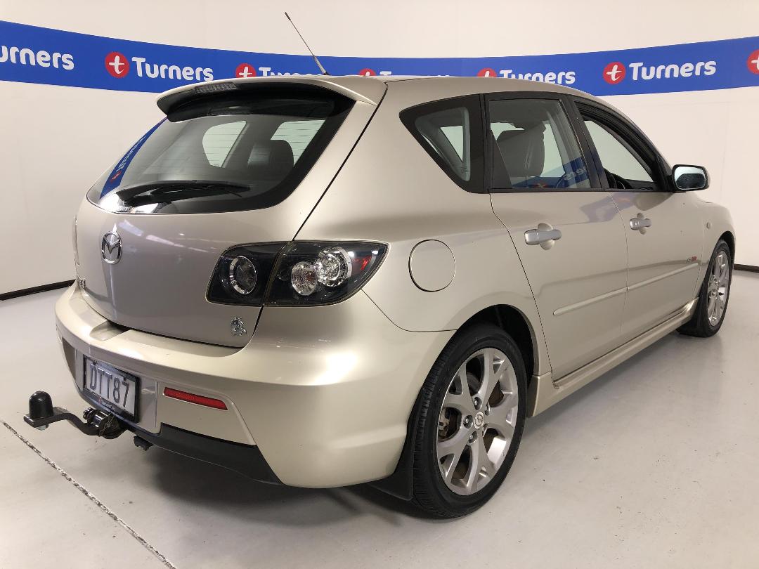 Photo '7' of Mazda Mazda3