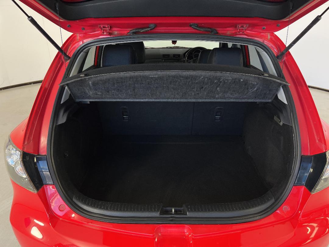 Photo '14' of Mazda Mazda3