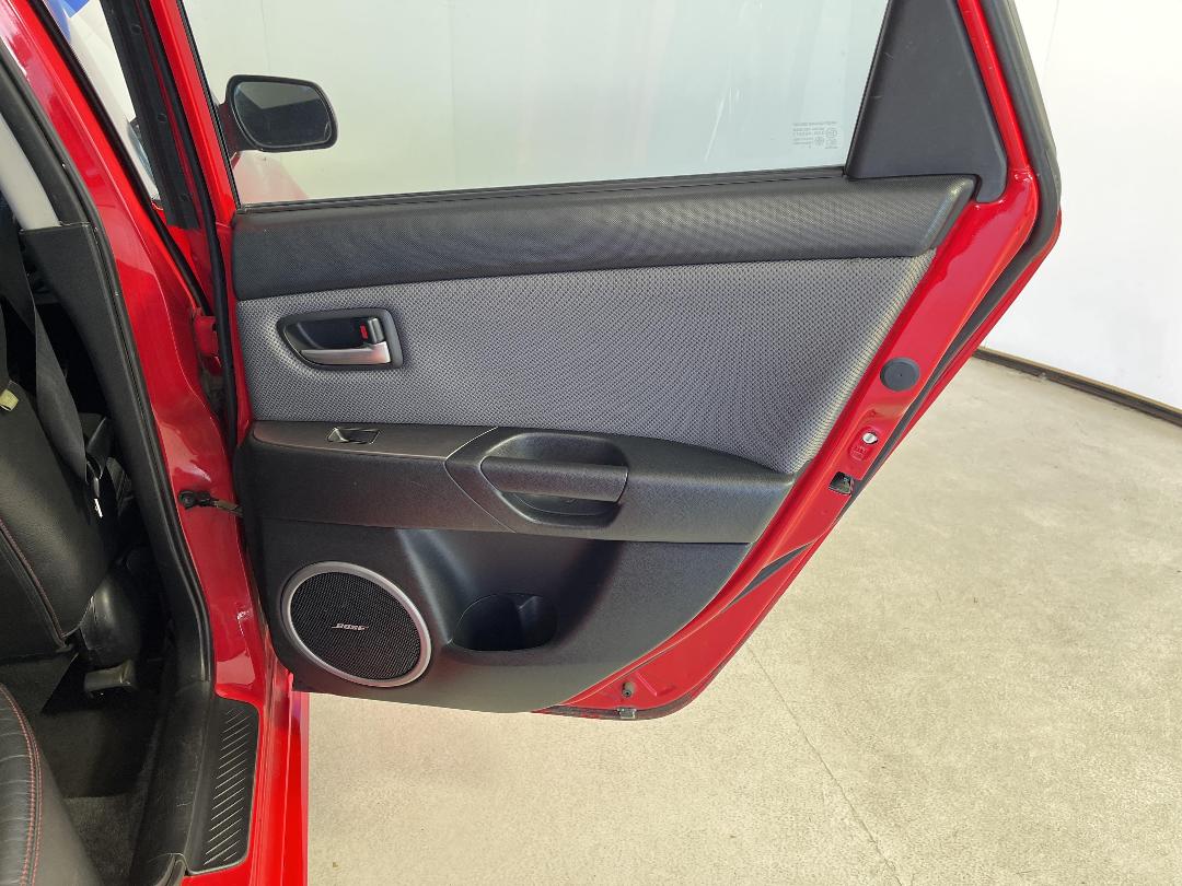 Photo '19' of Mazda Mazda3