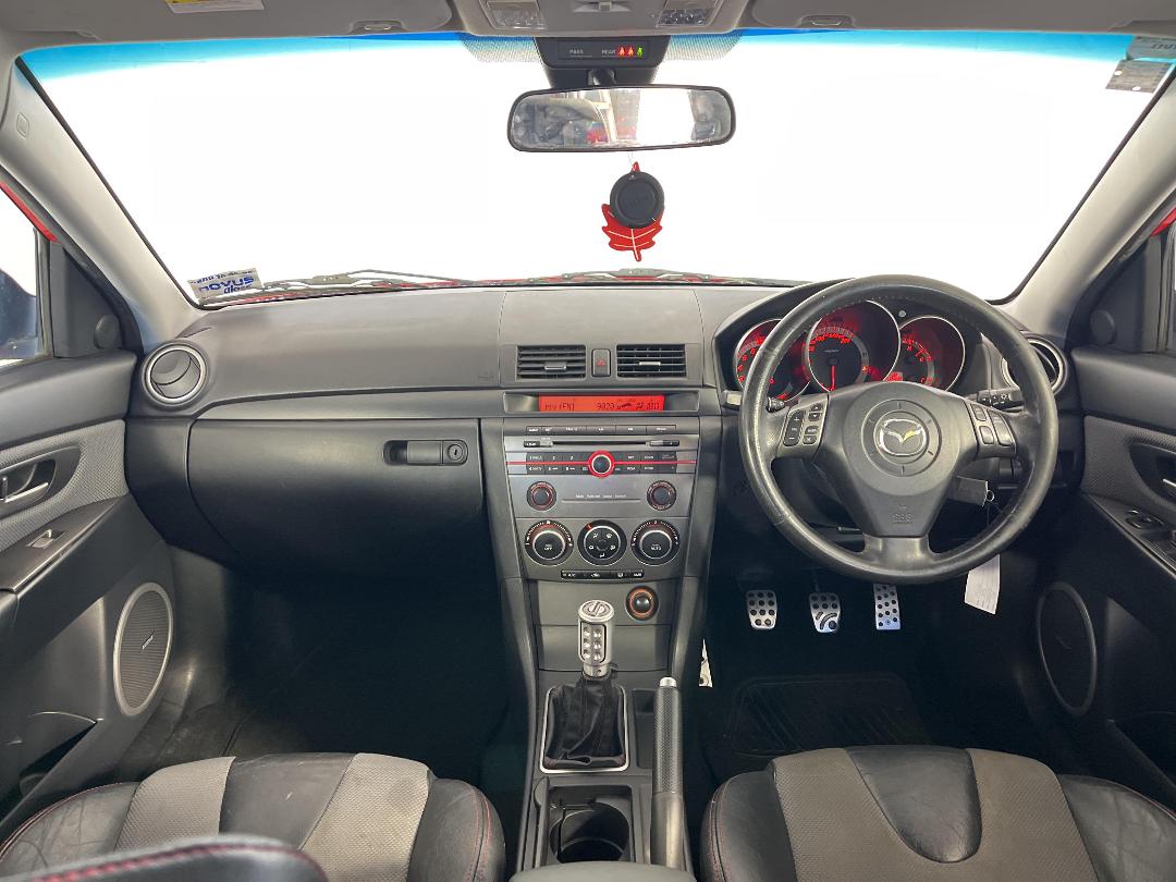 Photo '17' of Mazda Mazda3