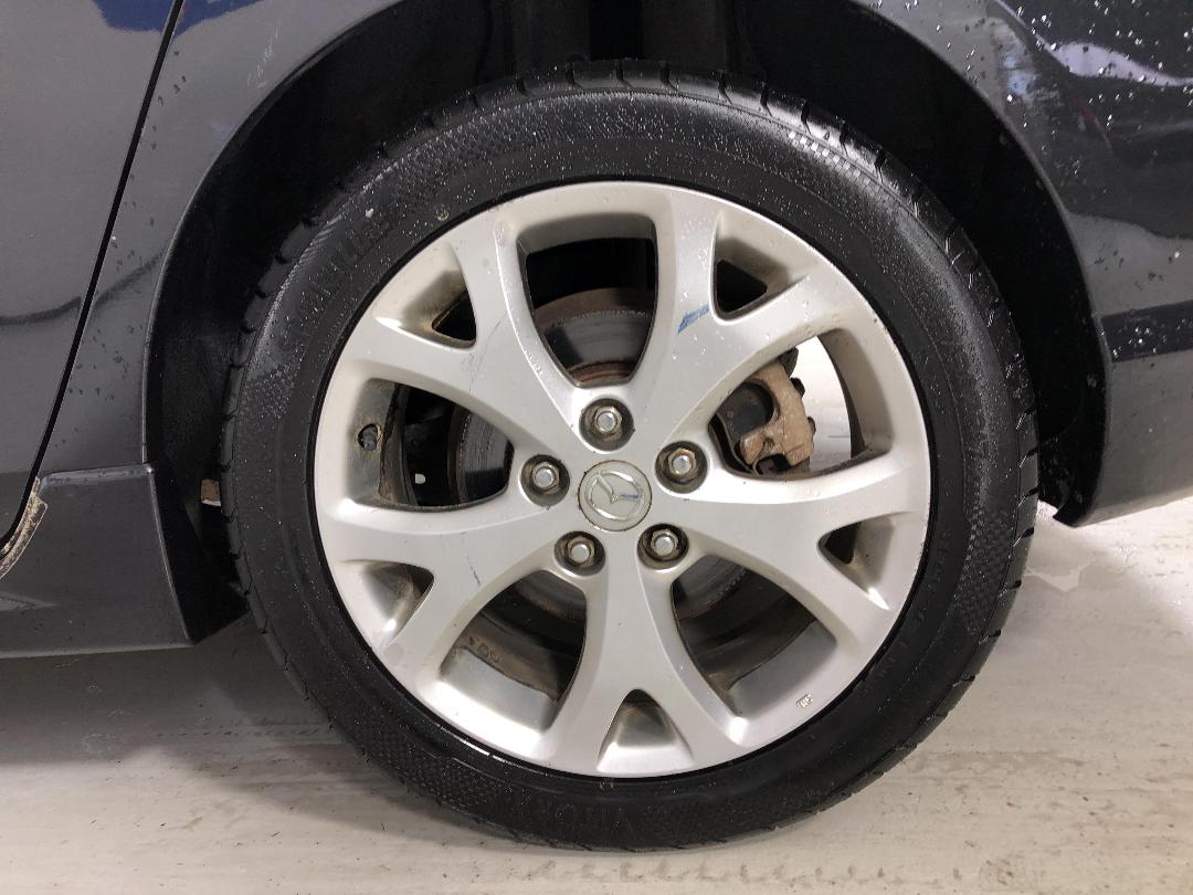 Photo '11' of Mazda Mazda3