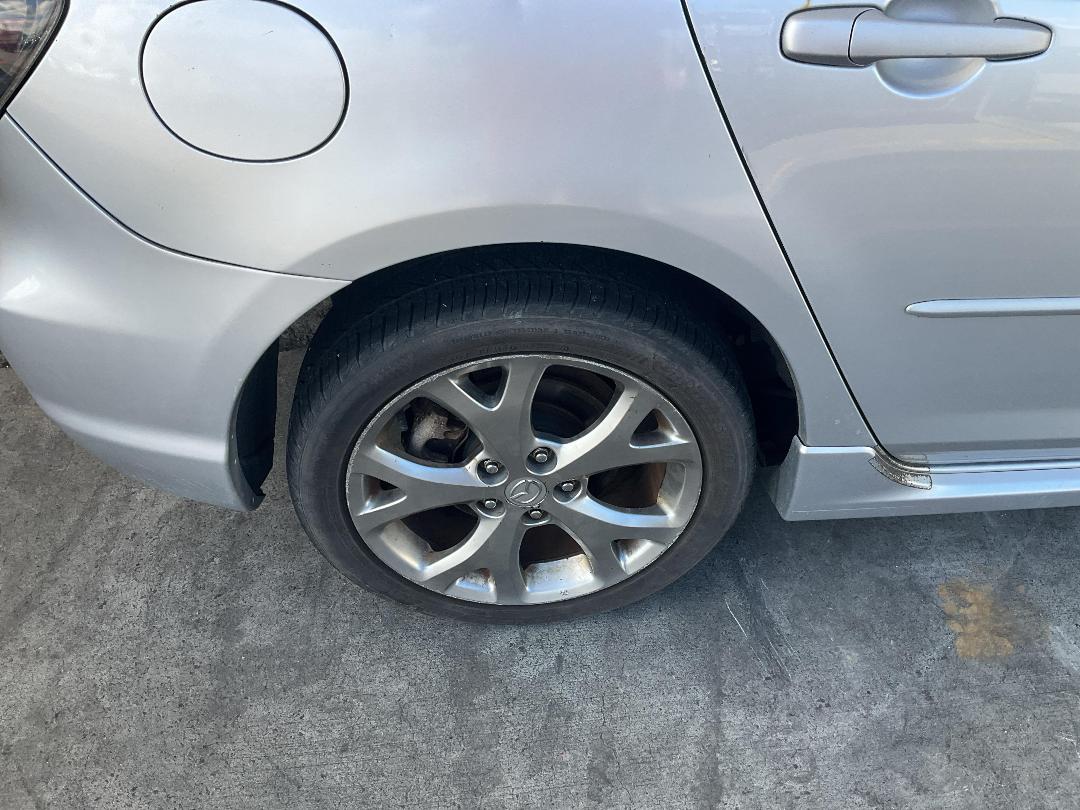 Photo '23' of Mazda Mazda3 Sporthatch SP23