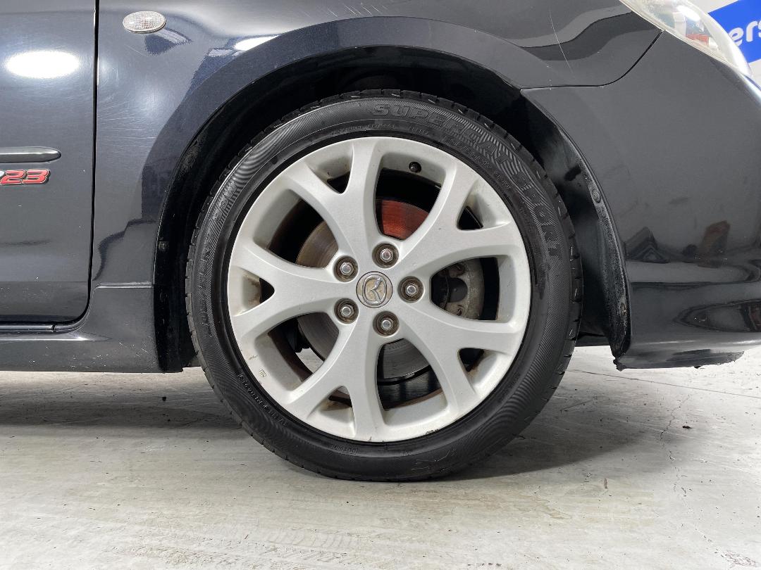 Photo '9' of Mazda Mazda3 Photo '9' of Mazda Mazda3