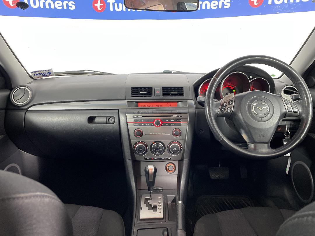 Photo '17' of Mazda Mazda3 Photo '17' of Mazda Mazda3