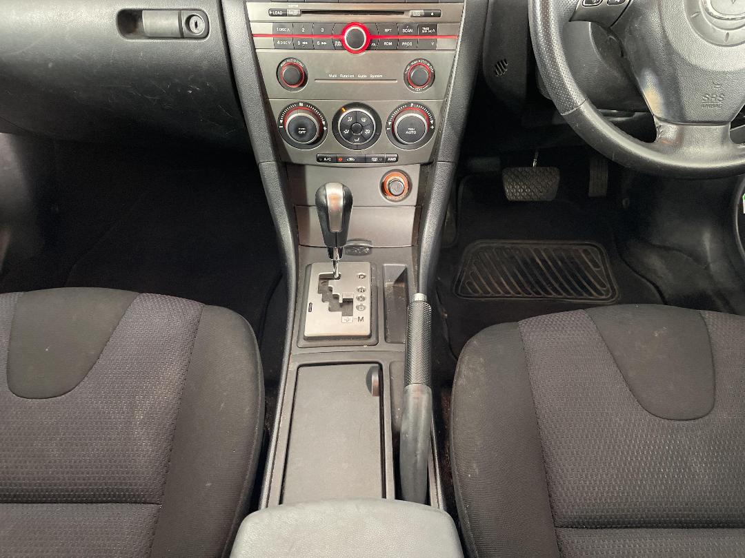 Photo '18' of Mazda Mazda3 Photo '18' of Mazda Mazda3