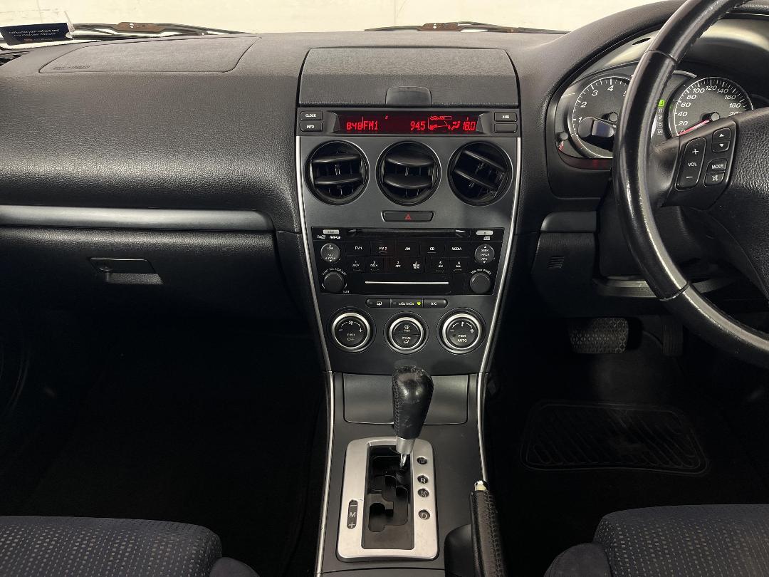 Photo '18' of Mazda Mazda6 Photo '18' of Mazda Mazda6