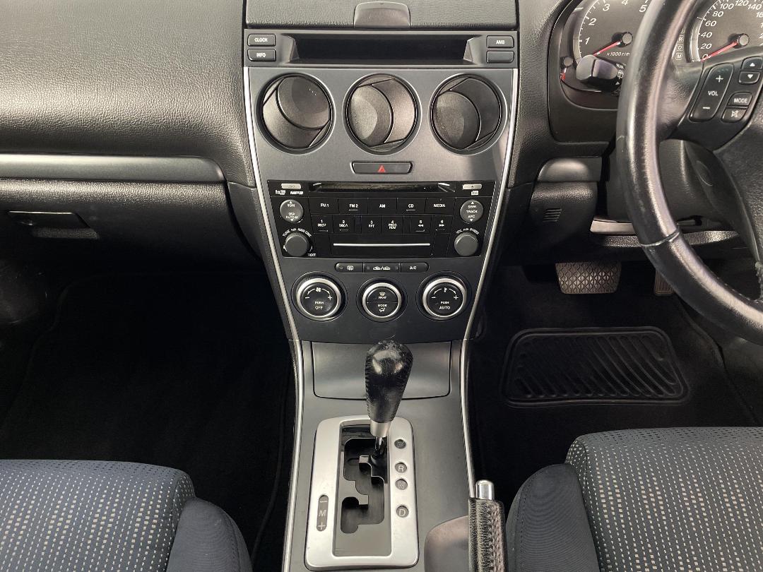 Photo '18' of Mazda Mazda6