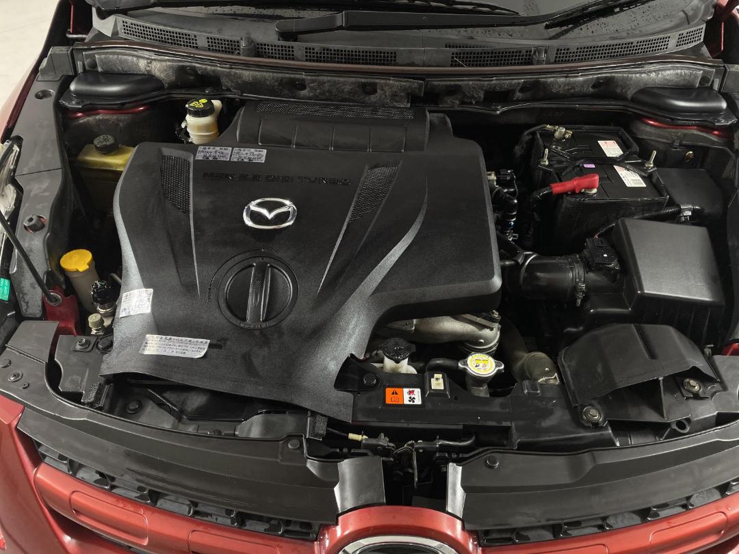 Photo '13' of Mazda MPV Photo '13' of Mazda MPV