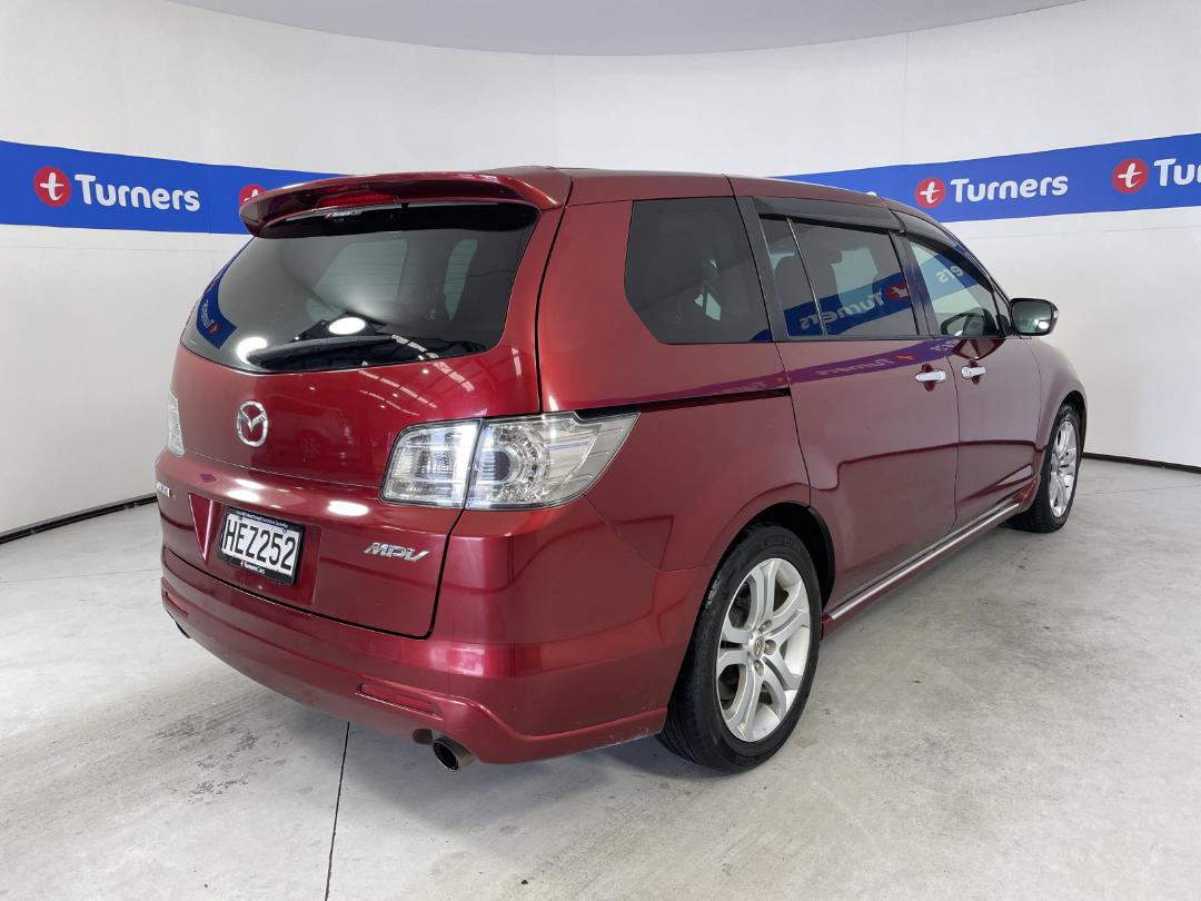 Photo '7' of Mazda MPV Photo '7' of Mazda MPV