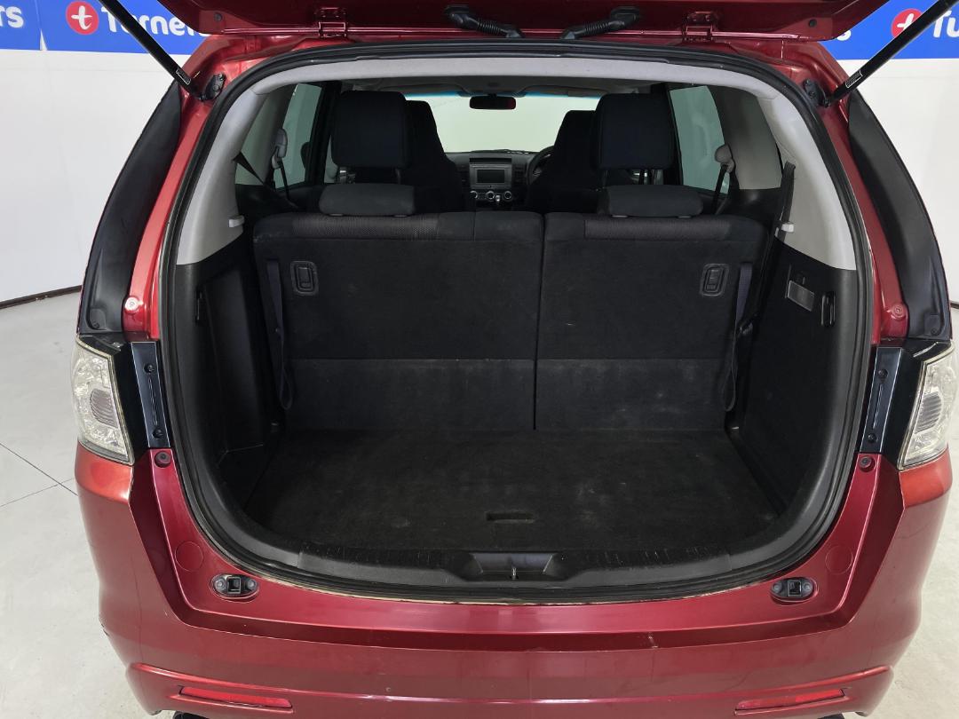 Photo '14' of Mazda MPV Photo '14' of Mazda MPV