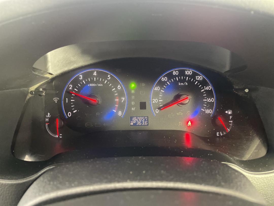 Photo '21' of Mazda MPV Photo '21' of Mazda MPV