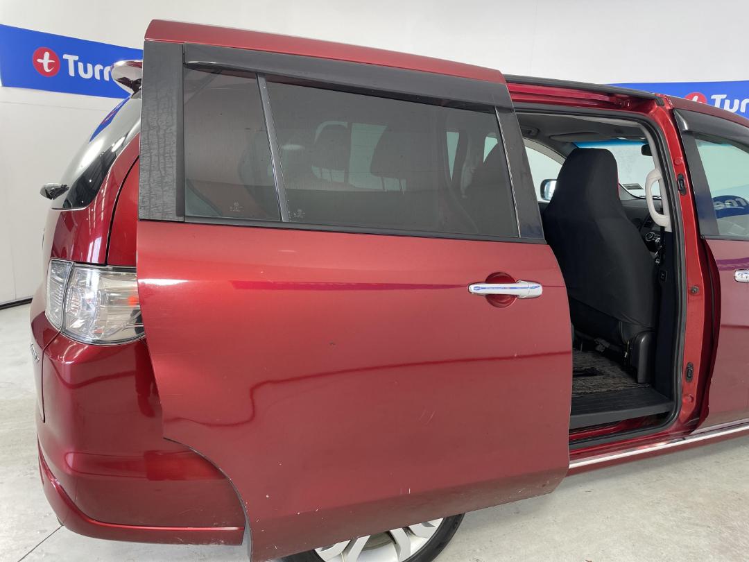 Photo '19' of Mazda MPV Photo '19' of Mazda MPV