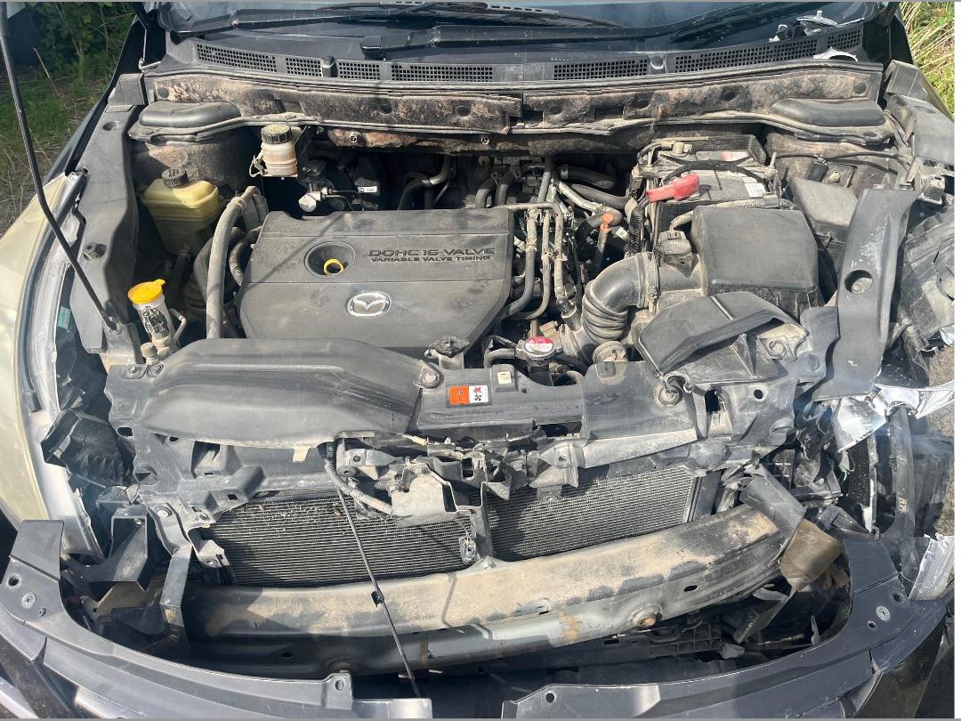 Photo '9' of Mazda MPV Photo '9' of Mazda MPV