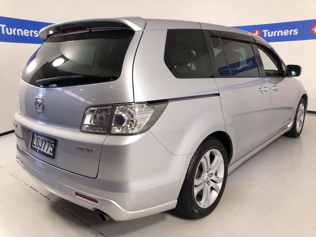 Photo '7' of Mazda MPV