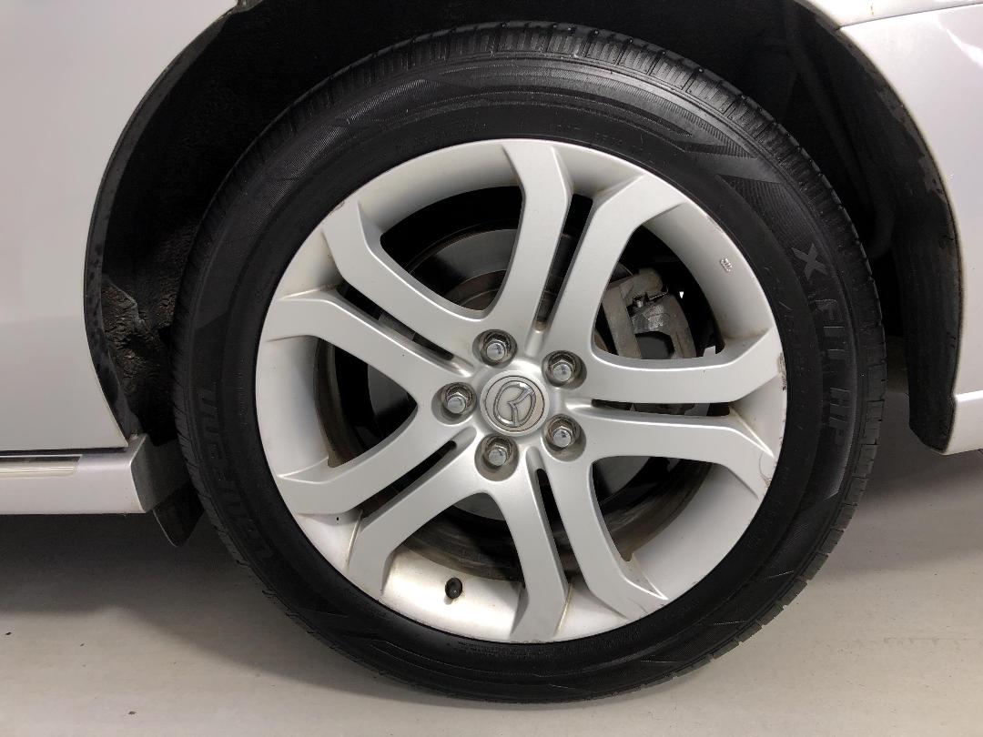 Photo '11' of Mazda MPV