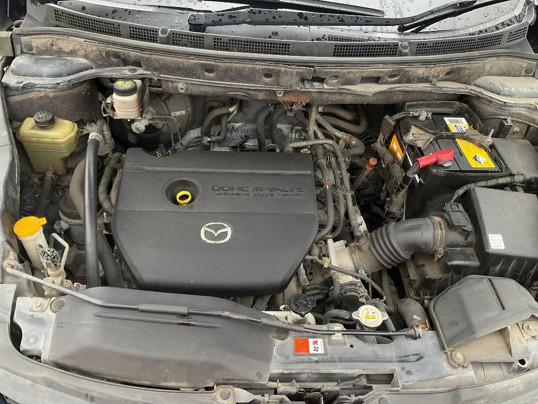 Photo '2' of Mazda MPV