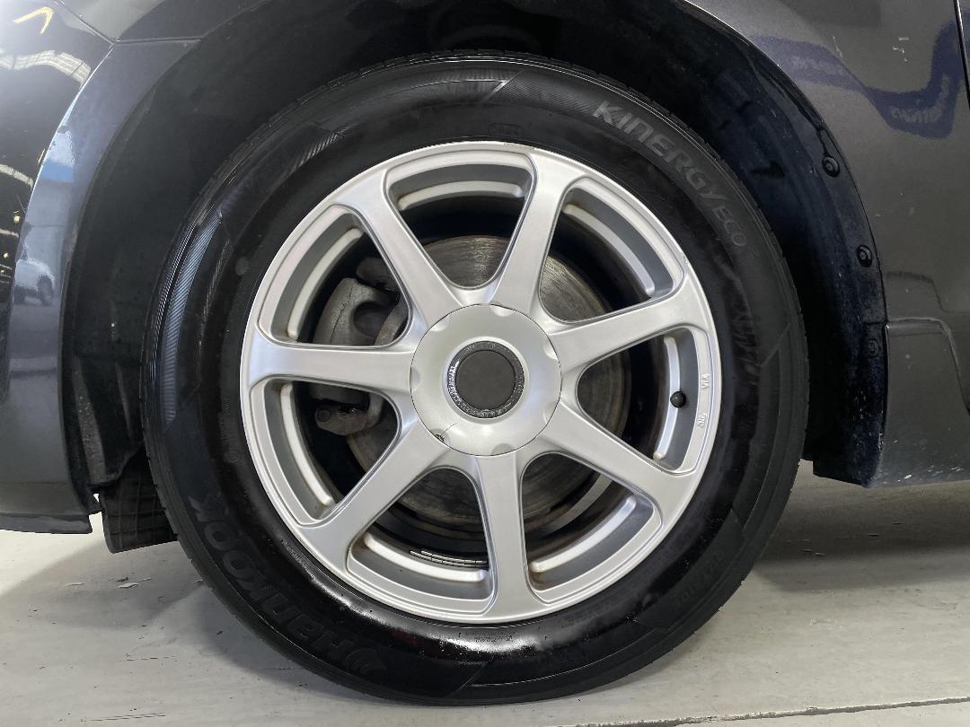 Photo '10' of Mazda MPV Photo '10' of Mazda MPV