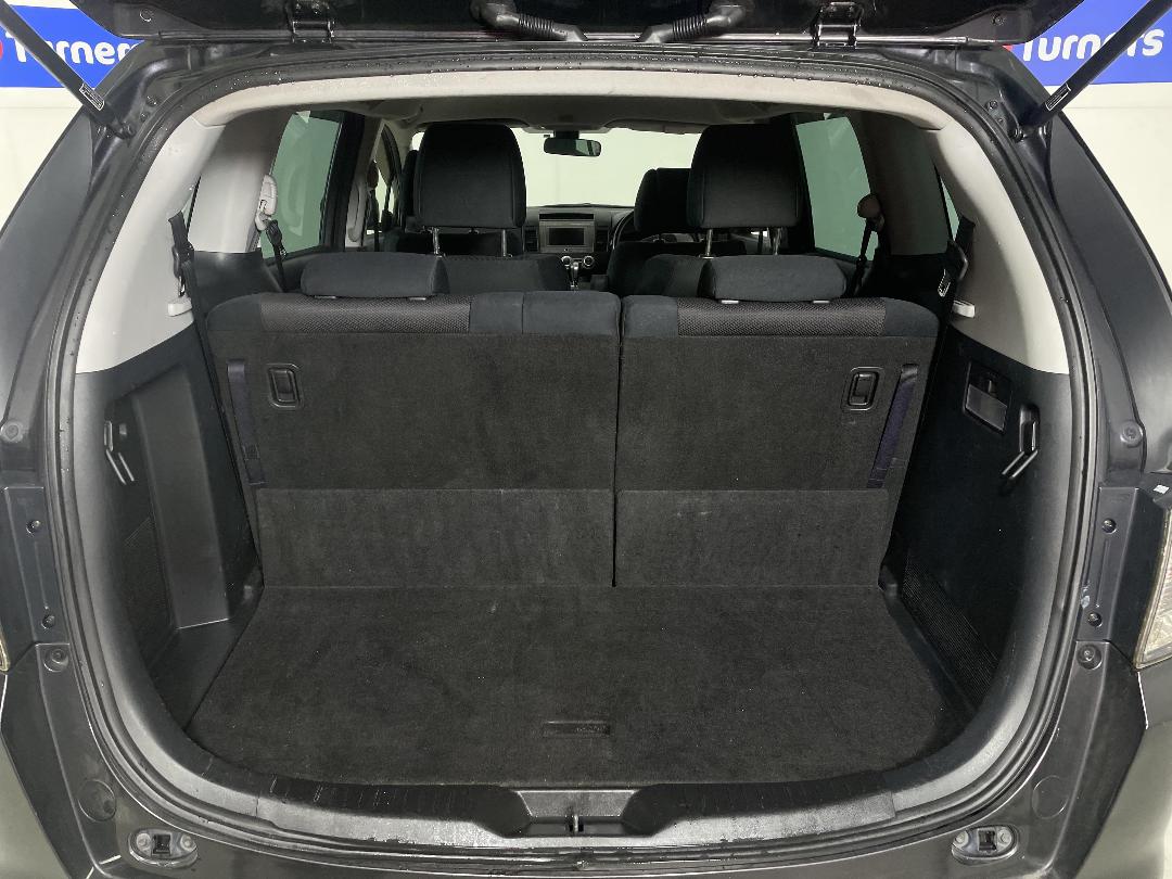 Photo '14' of Mazda MPV Photo '14' of Mazda MPV