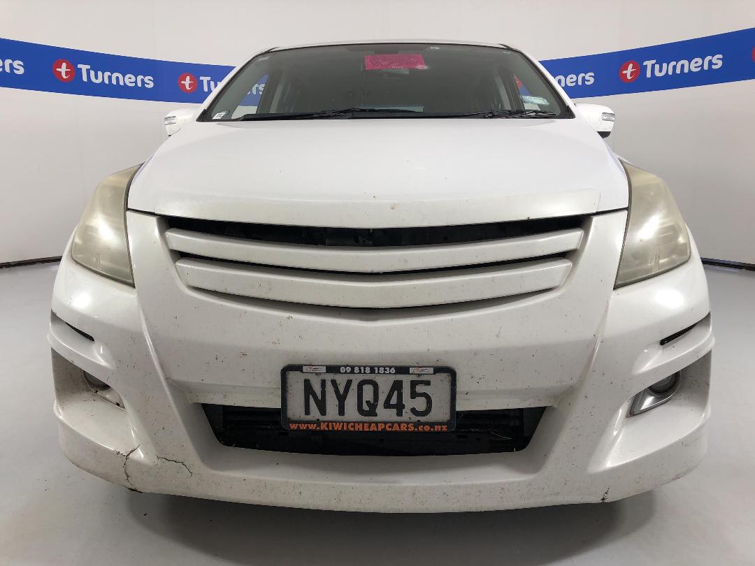 Photo '3' of Mazda MPV