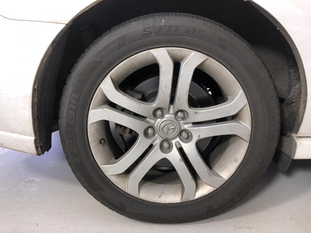 Photo '8' of Mazda MPV