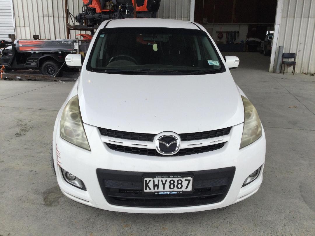 Photo '2' of Mazda MPV