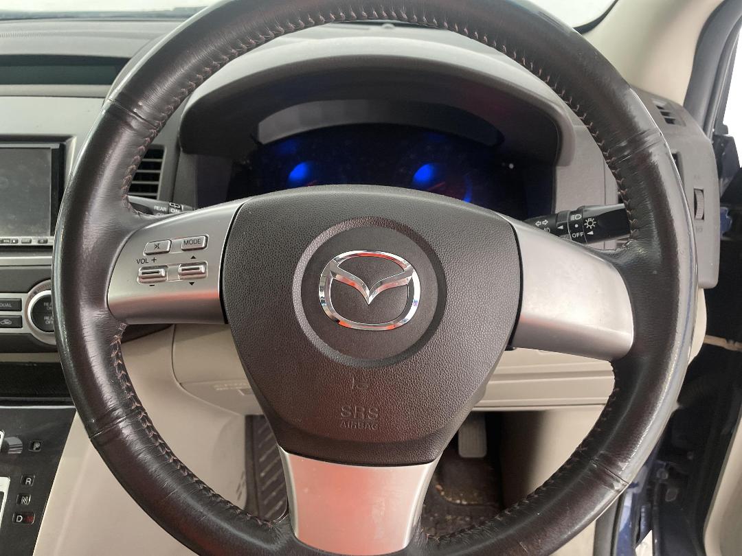 Photo '26' of Mazda MPV