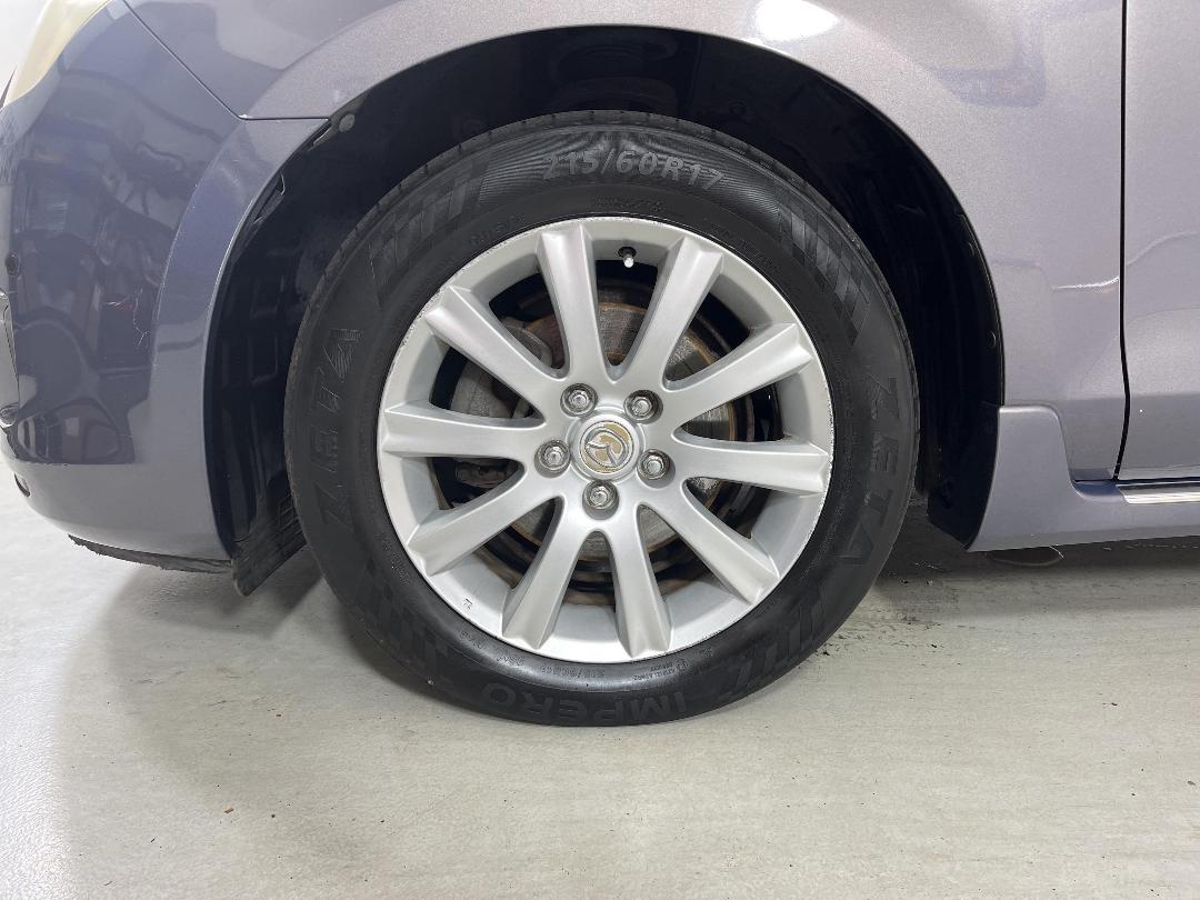 Photo '10' of Mazda MPV