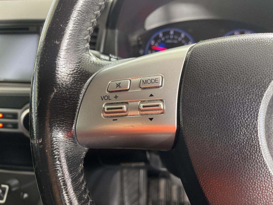 Photo '24' of Mazda MPV