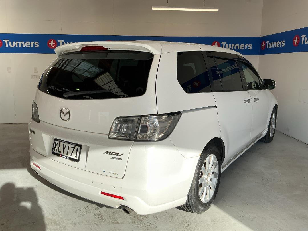 Photo '7' of Mazda MPV Photo '7' of Mazda MPV