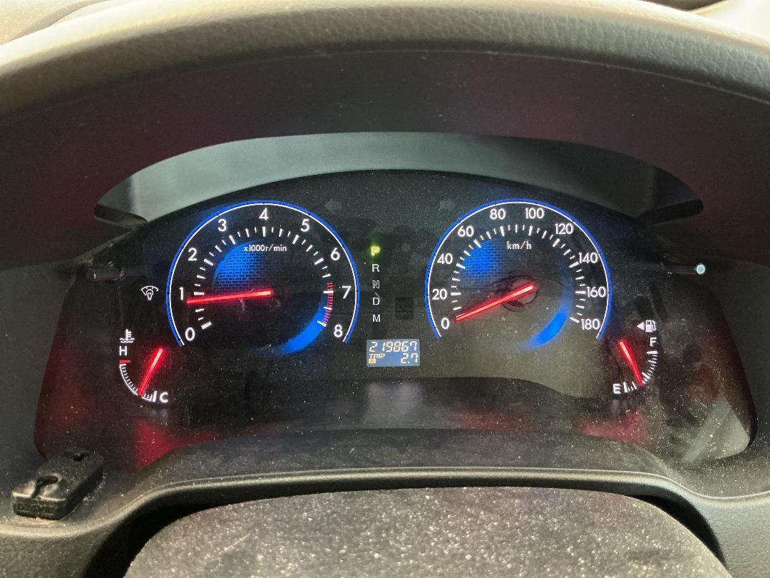 Photo '15' of Mazda MPV Photo '15' of Mazda MPV