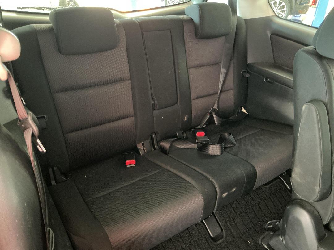 Photo '18' of Mazda MPV Photo '18' of Mazda MPV