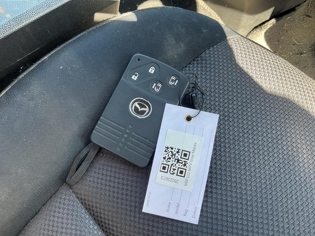 Photo '15' of Mazda MPV