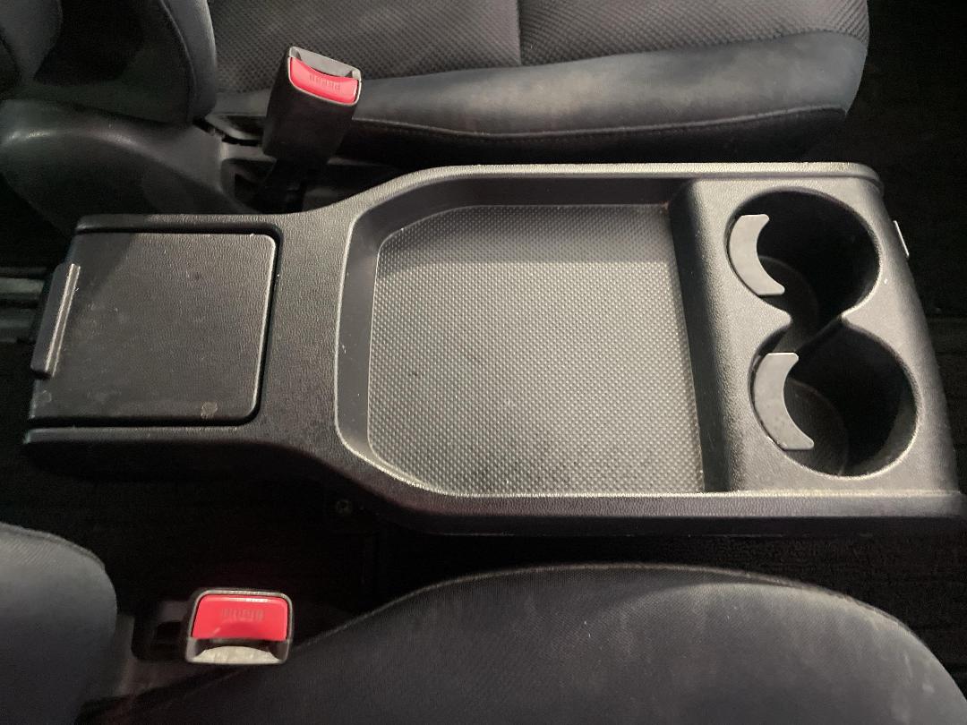 Photo '28' of Mazda MPV