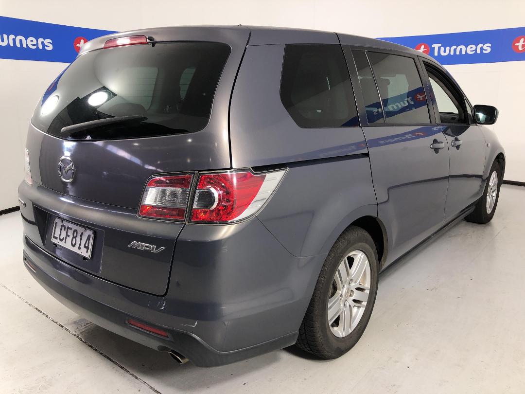 Photo '7' of Mazda MPV