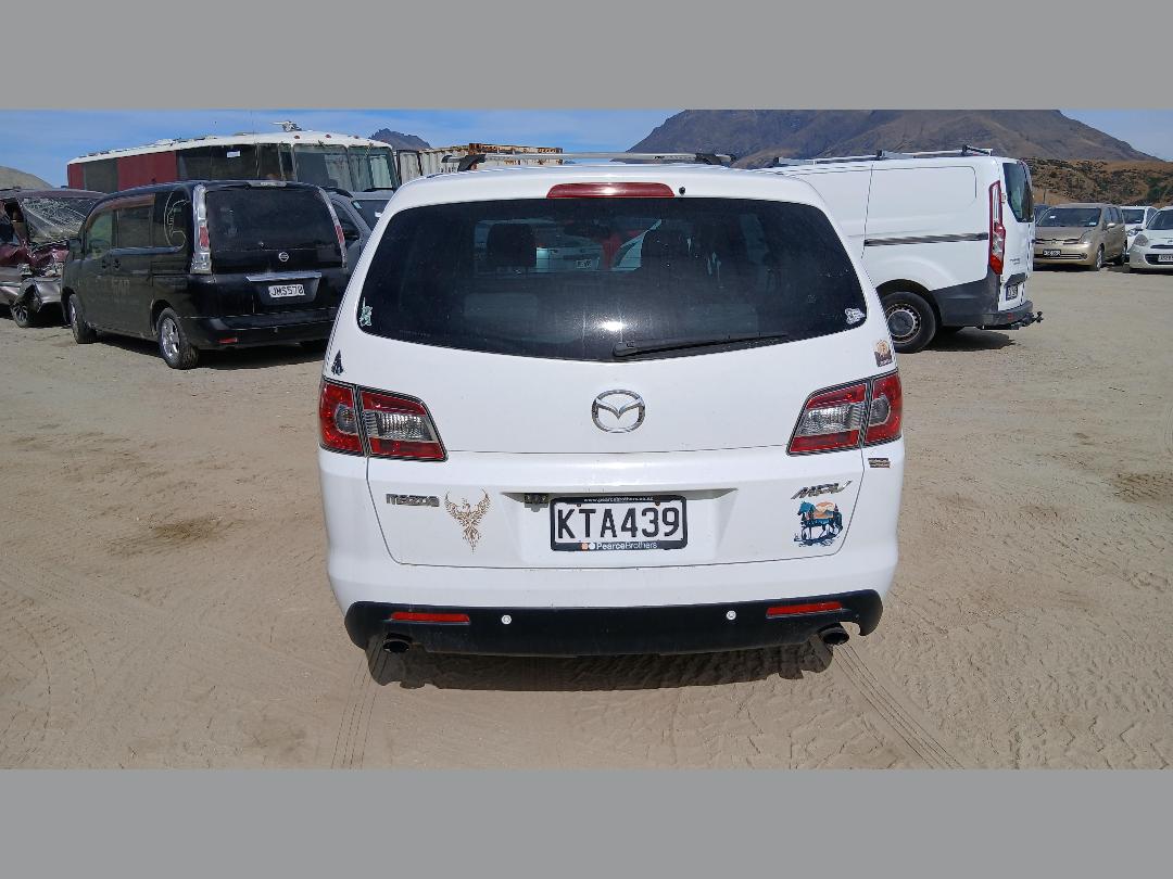 Photo '4' of Mazda MPV