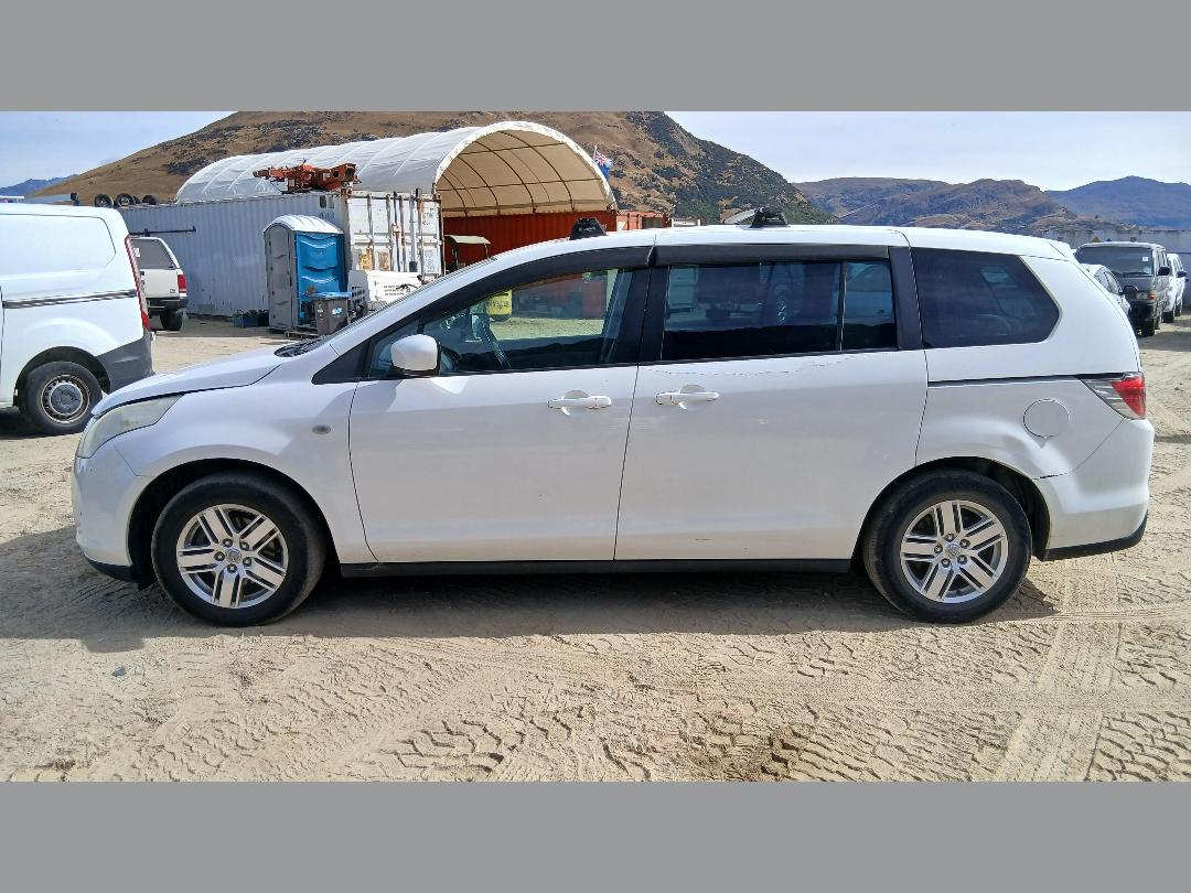 Photo '11' of Mazda MPV