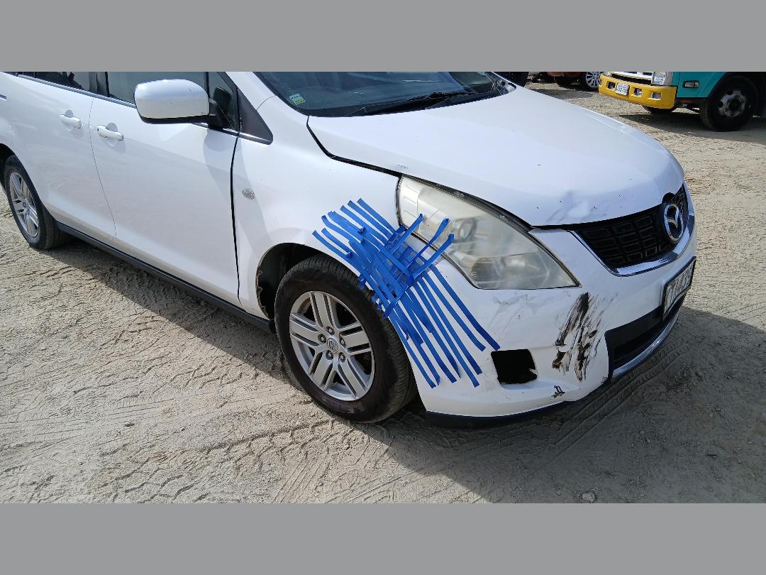 Photo '2' of Mazda MPV