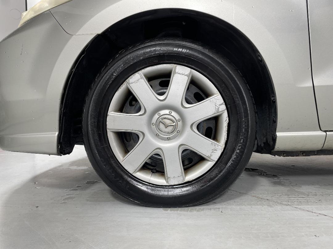 Photo '10' of Mazda Premacy Photo '10' of Mazda Premacy