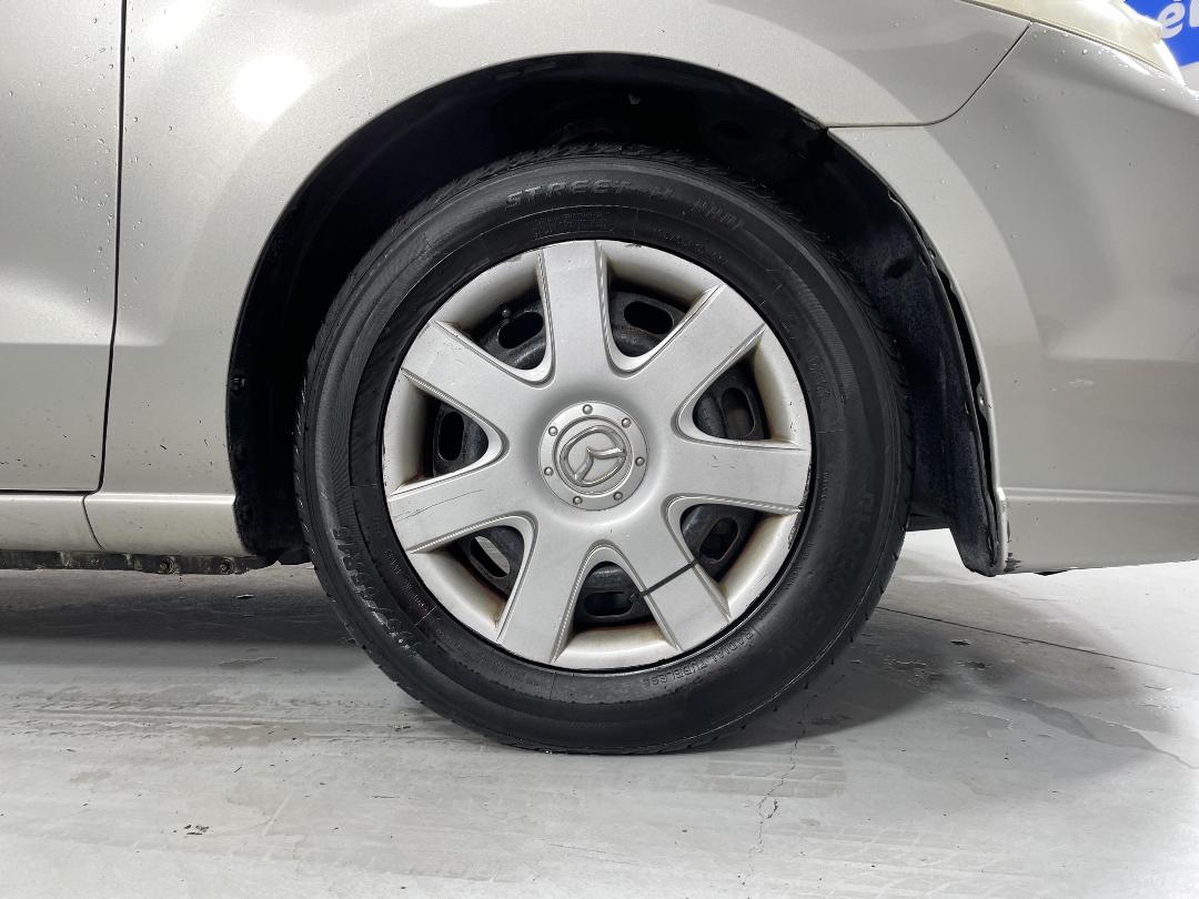 Photo '9' of Mazda Premacy Photo '9' of Mazda Premacy