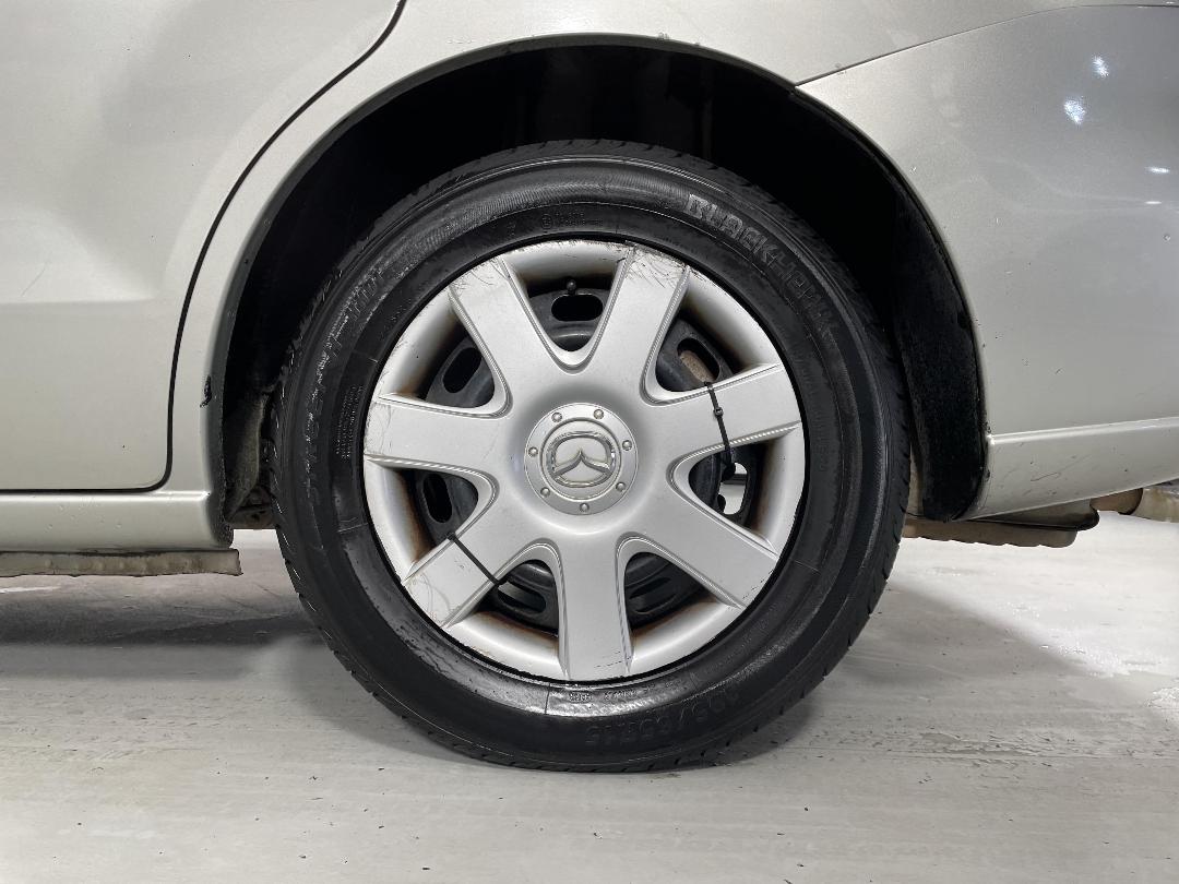 Photo '11' of Mazda Premacy Photo '11' of Mazda Premacy