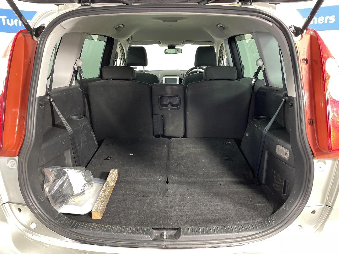 Photo '14' of Mazda Premacy Photo '14' of Mazda Premacy