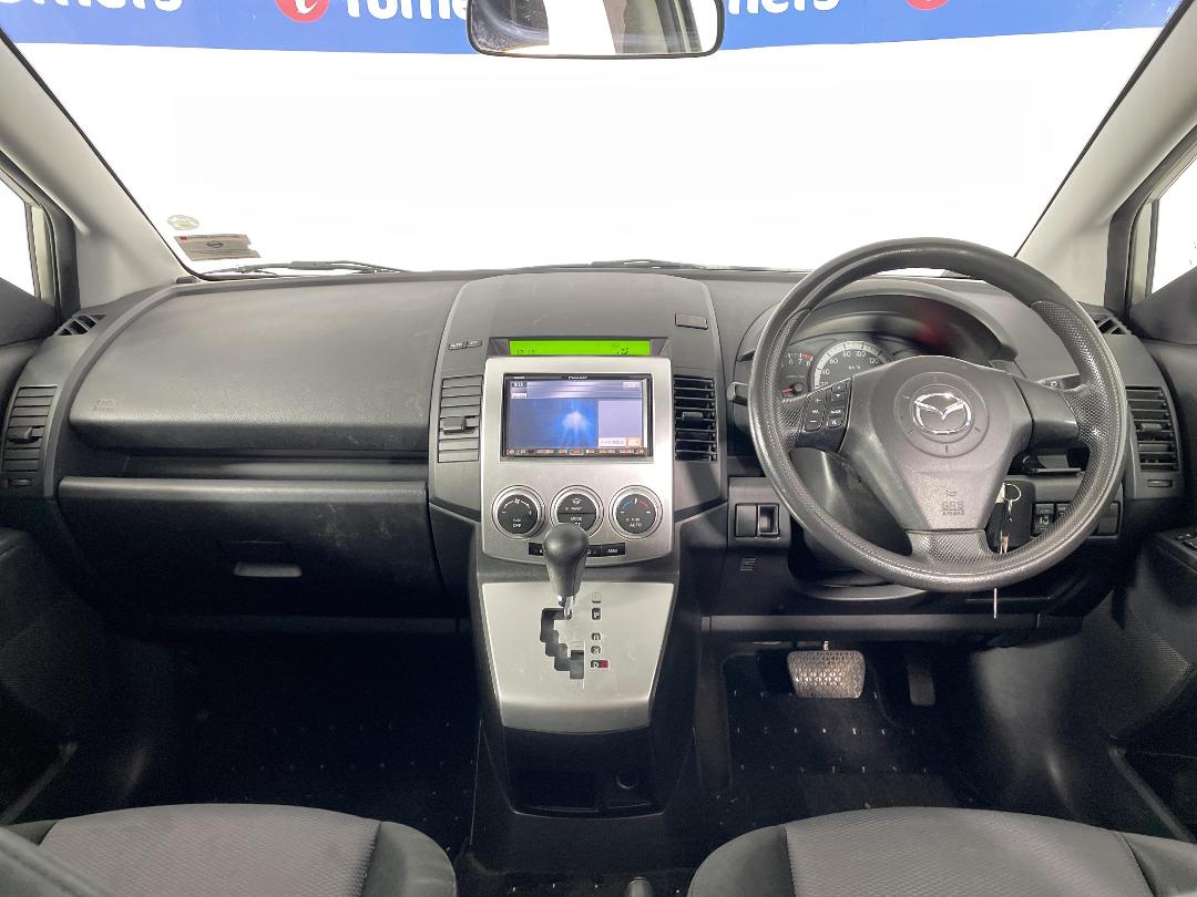 Photo '17' of Mazda Premacy Photo '17' of Mazda Premacy