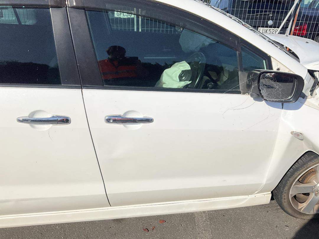 Photo '3' of Mazda Premacy