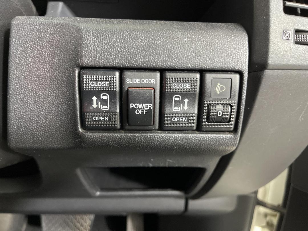 Photo '26' of Mazda Premacy