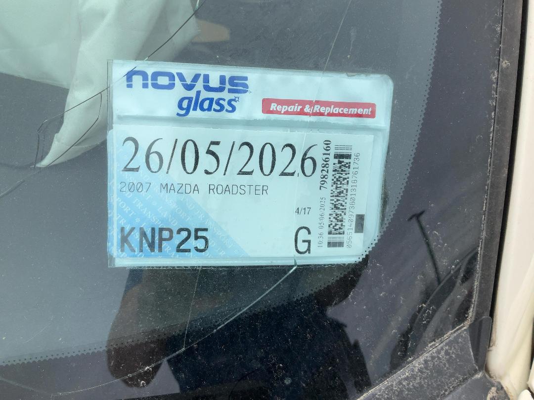 Photo '12' of Mazda Roadster