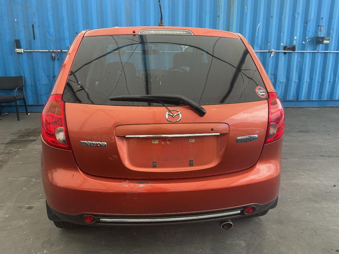 Photo '4' of Mazda Verisa