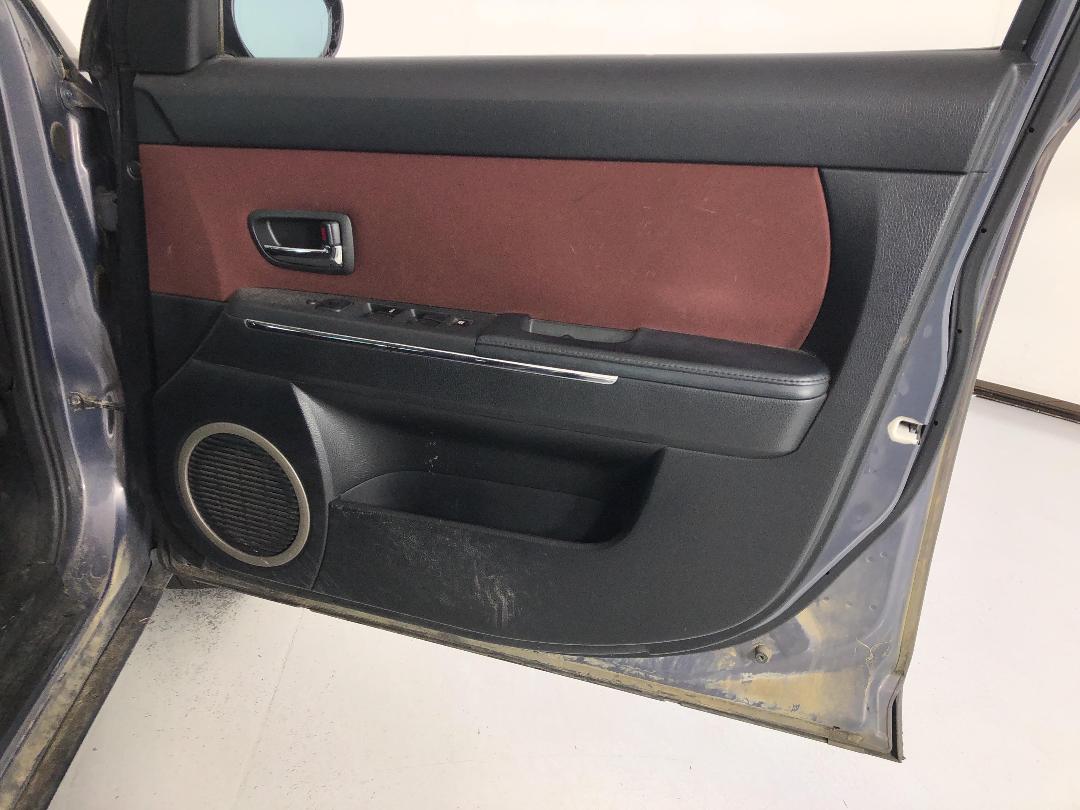 Photo '13' of Mazda Verisa