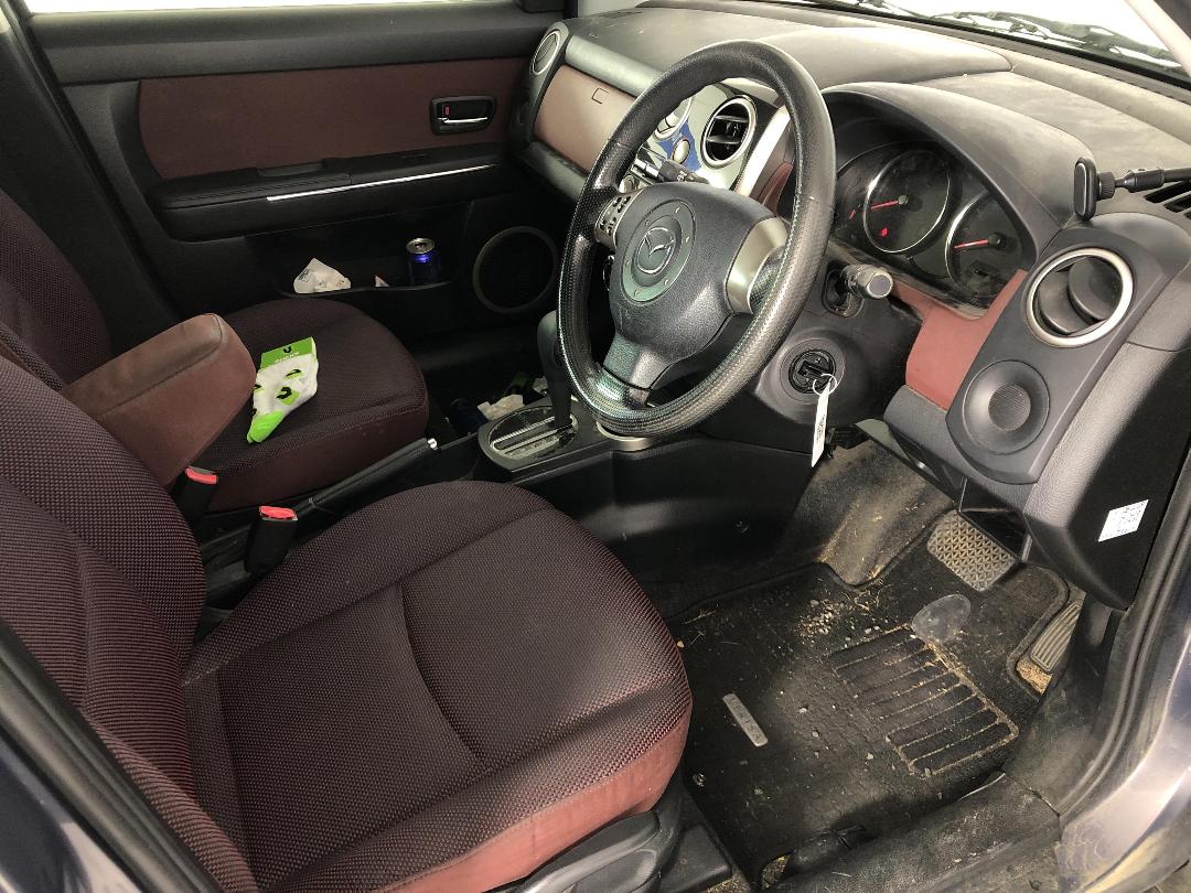 Photo '14' of Mazda Verisa