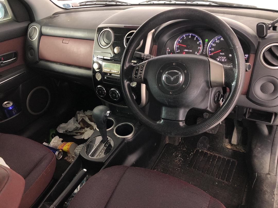 Photo '19' of Mazda Verisa