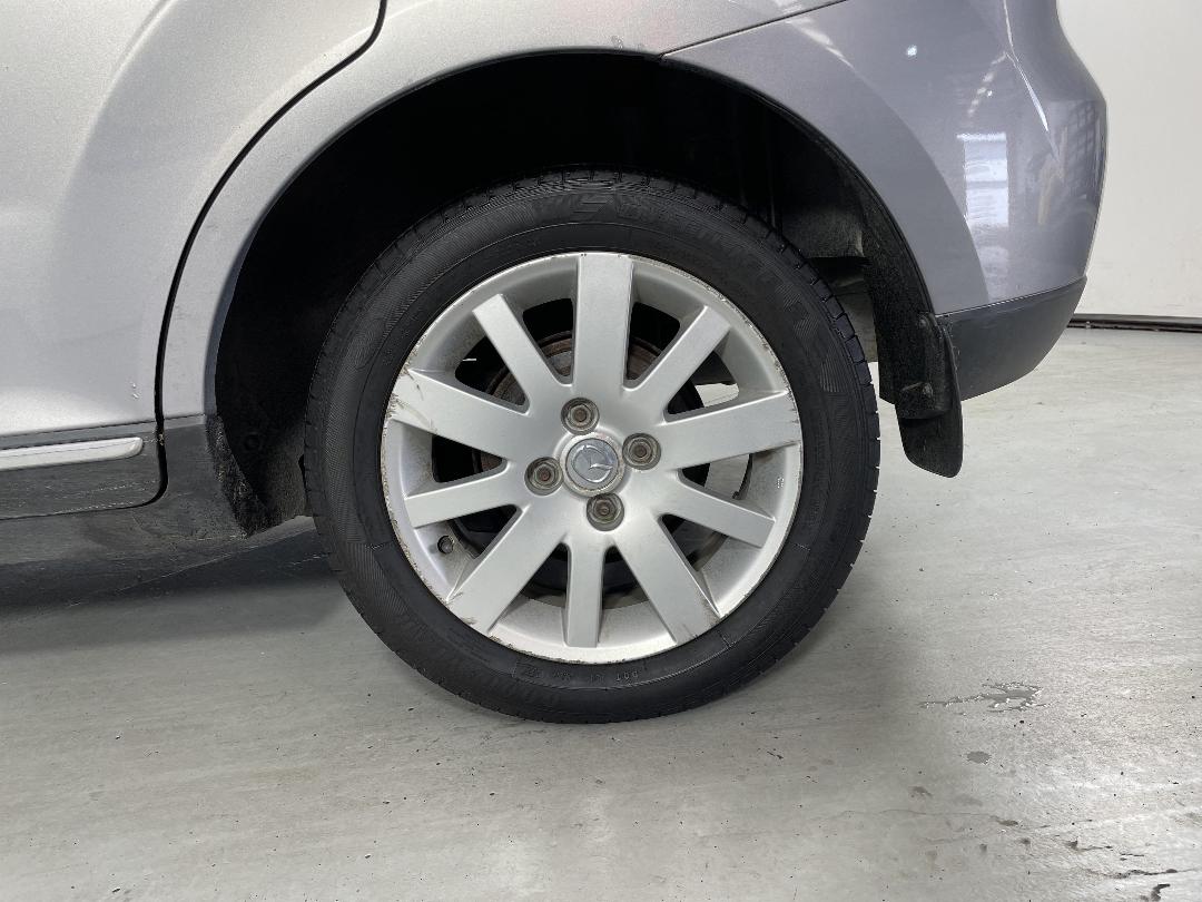 Photo '11' of Mazda Verisa